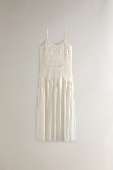 Zaras BRODERAT NATTLINNE - crémefärgad