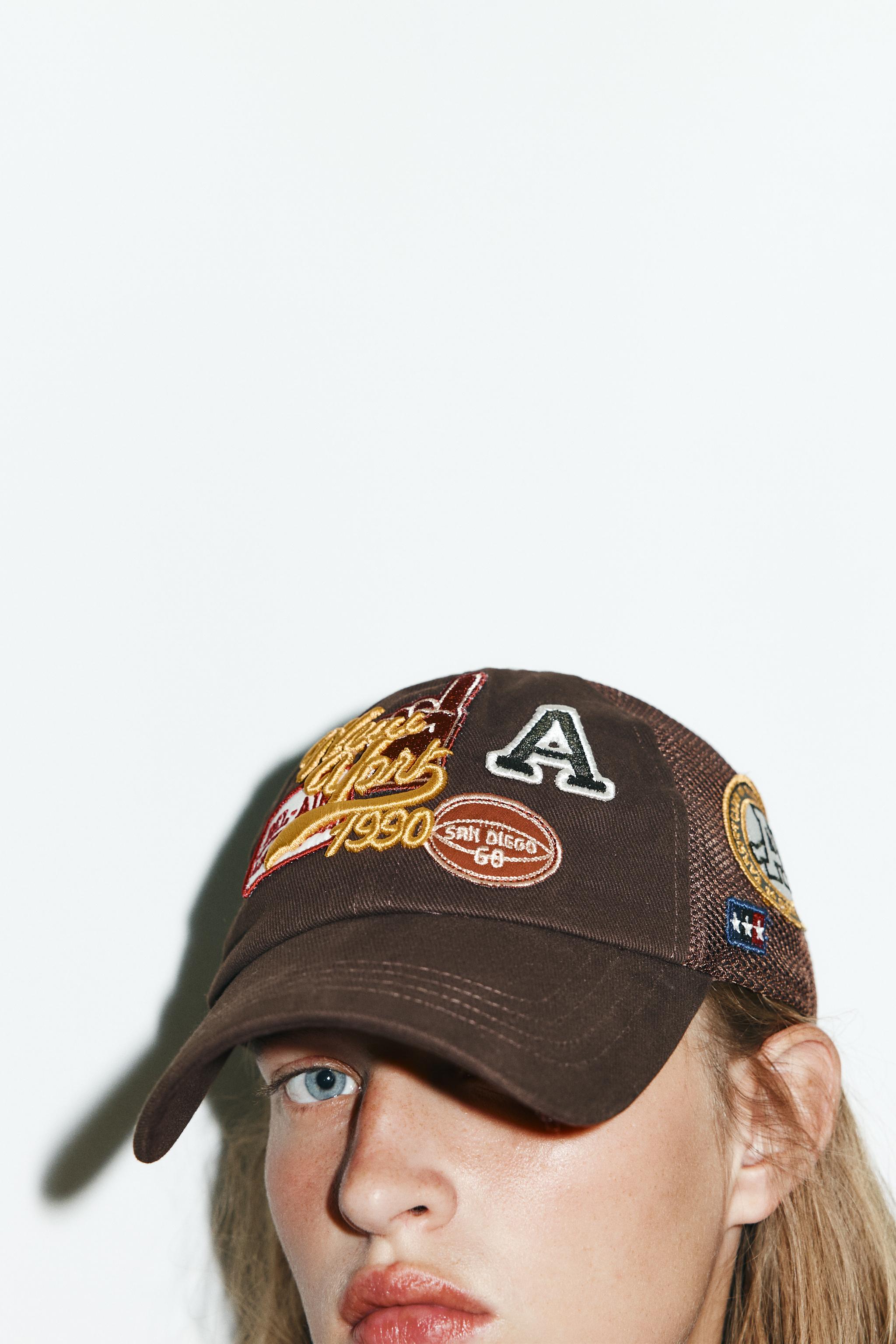 TWILL MESH CAP WITH EMBROIDERED PATCHES - Brown | ZARA