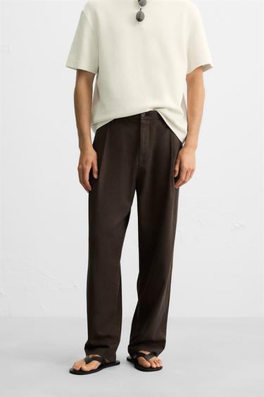 PANTALÓN FLUIDO PLIEGUES - Marrón de Zara
