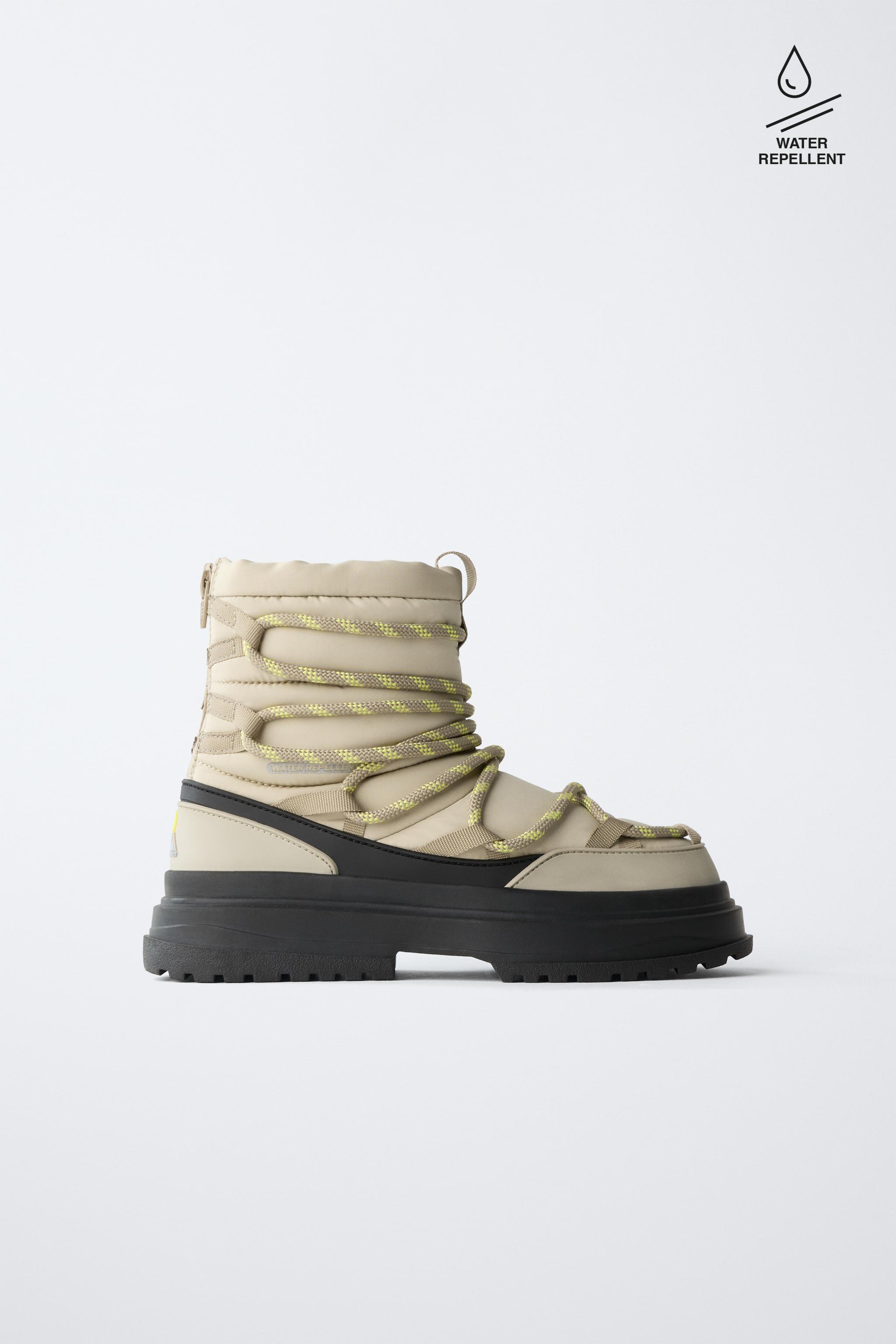 Water-Repellent Boots - Ecru White