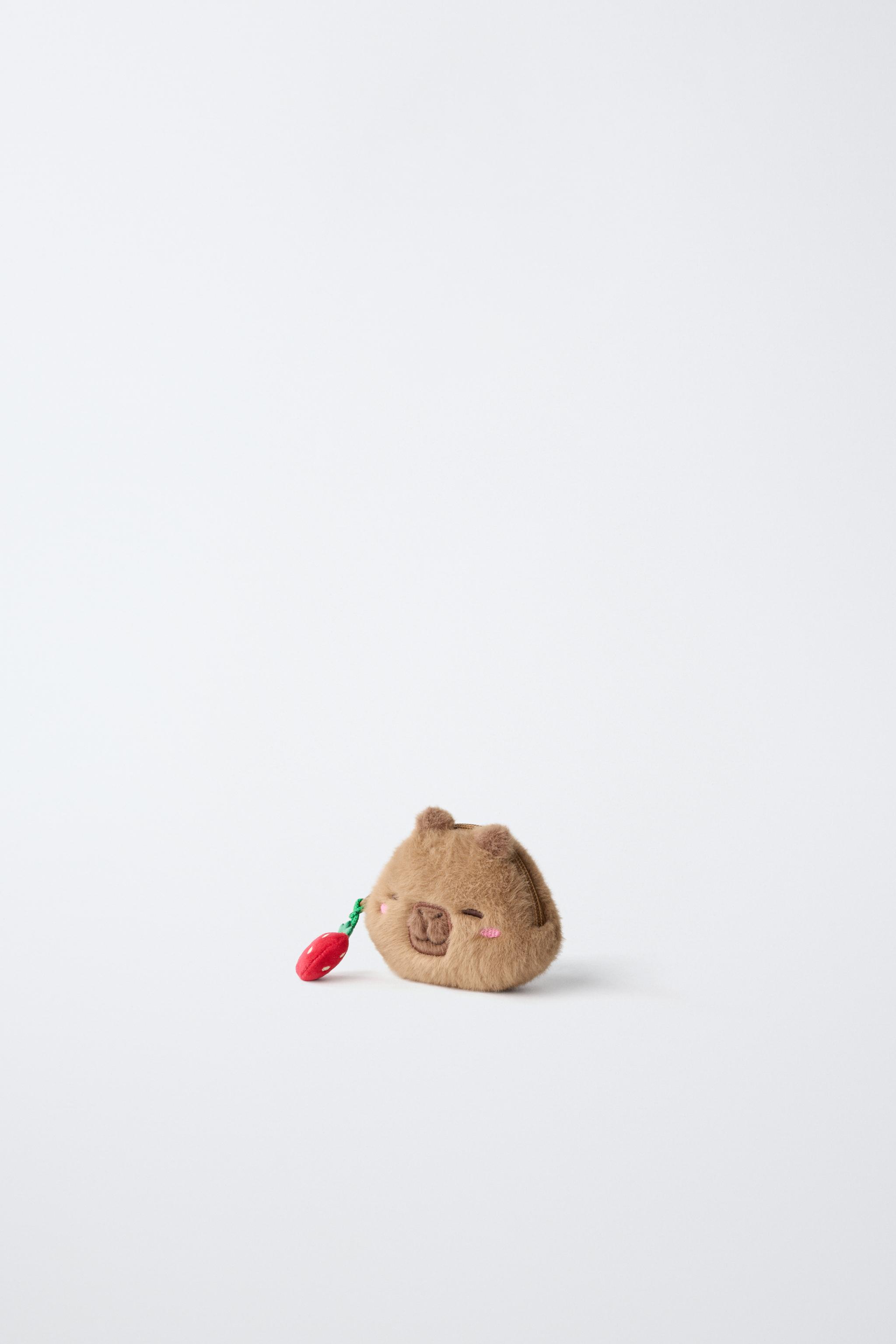 CAPYFUN © CAPYBARA COIN PURSE - Brown | ZARA United States