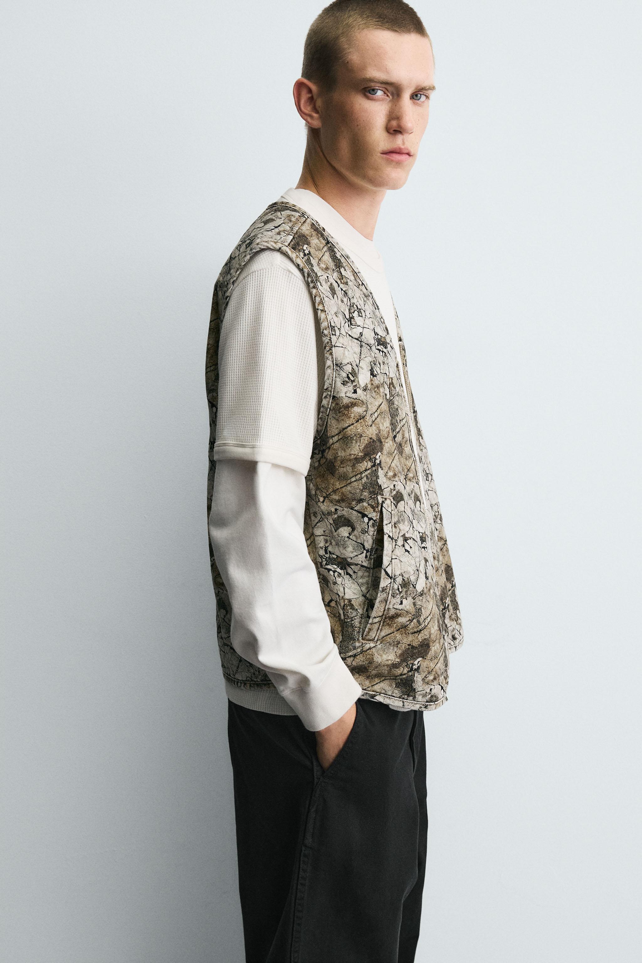 ABSTRACT PRINT QUILTED VEST