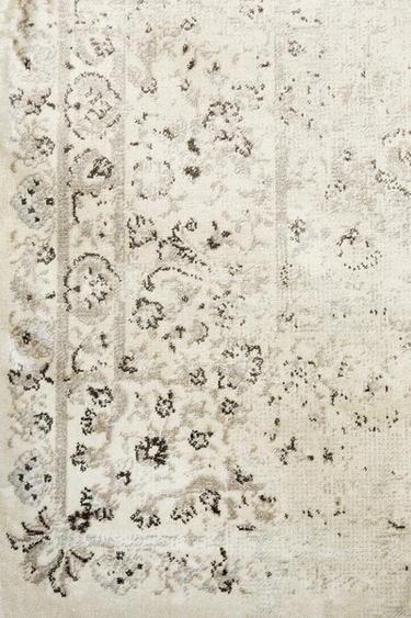 Zaras MATTA MED VINTAGEEFFEKT - Beige