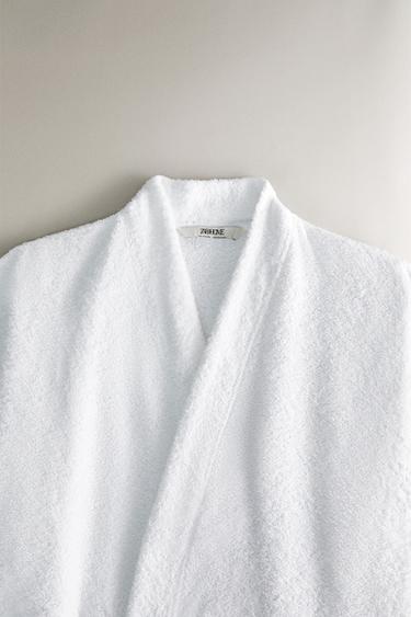 (420 GXM²) COTTON BATHROBE - White by Zara - Image 1