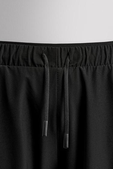 LIGHTWEIGHT TECHNICAL TROUSERS - Black by Zara