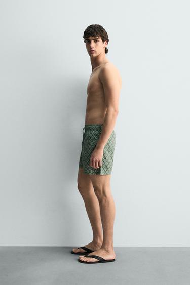 FADED GEOMETRIC PRINT SWIMMING TRUNKS - Green by Zara - Image 4
