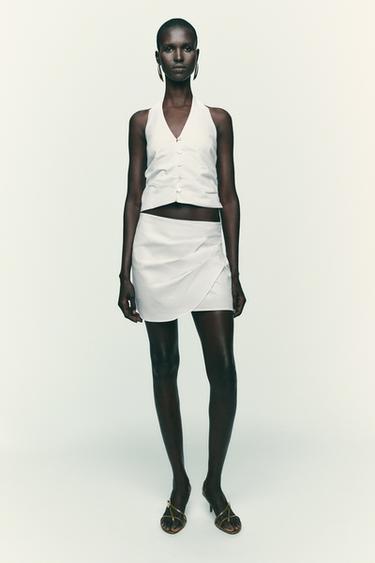 TOP CHALECO HALTER FRUNCES - Blanco de Zara