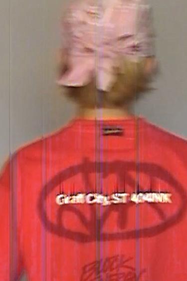 T-SHIRT IMPRIMÉ GRAFFITI - Rouge de Zara - Image 5