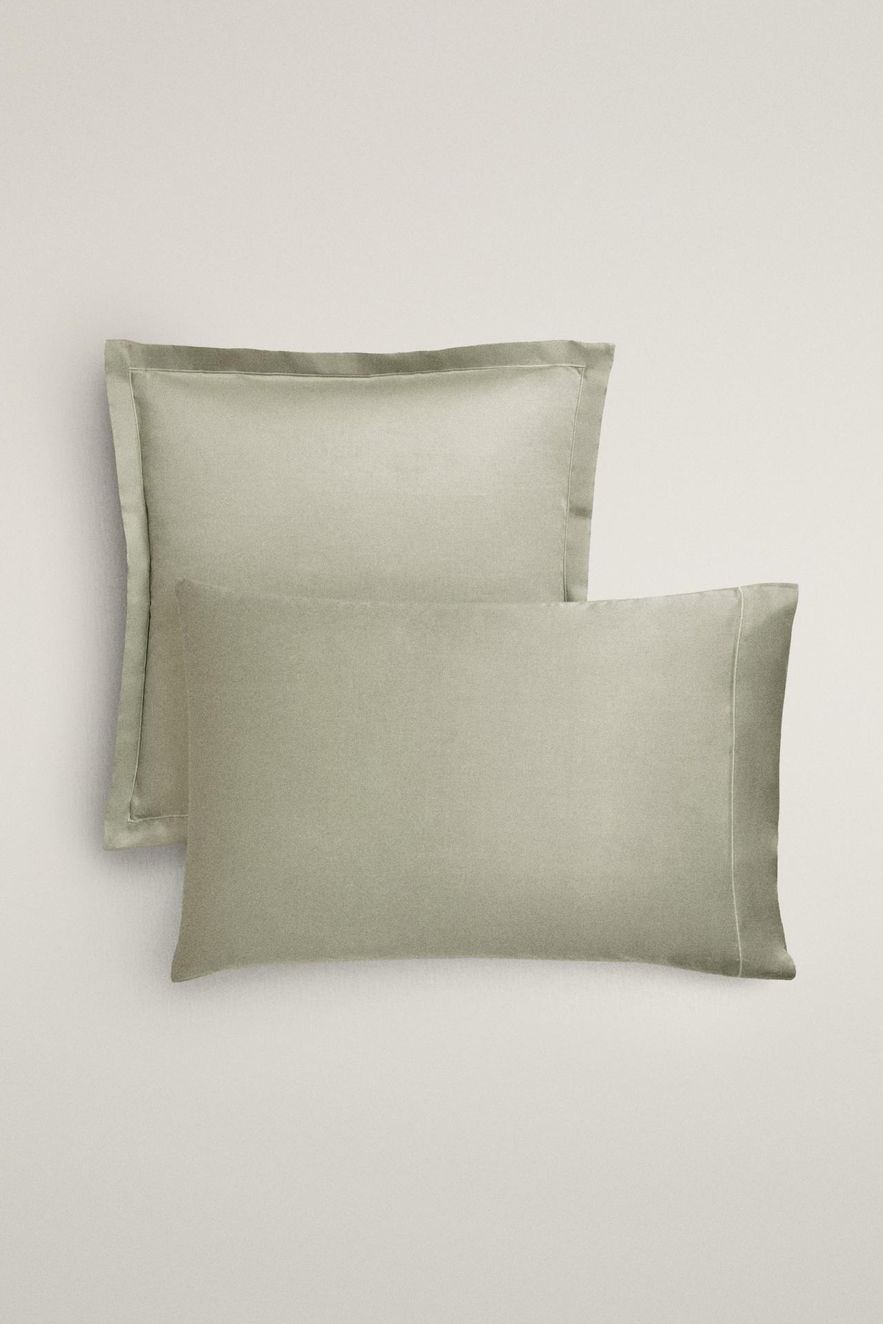 SATEEN PILLOWCASE WITH FESTOON DESIGN (300 THREAD COUNT) — Green