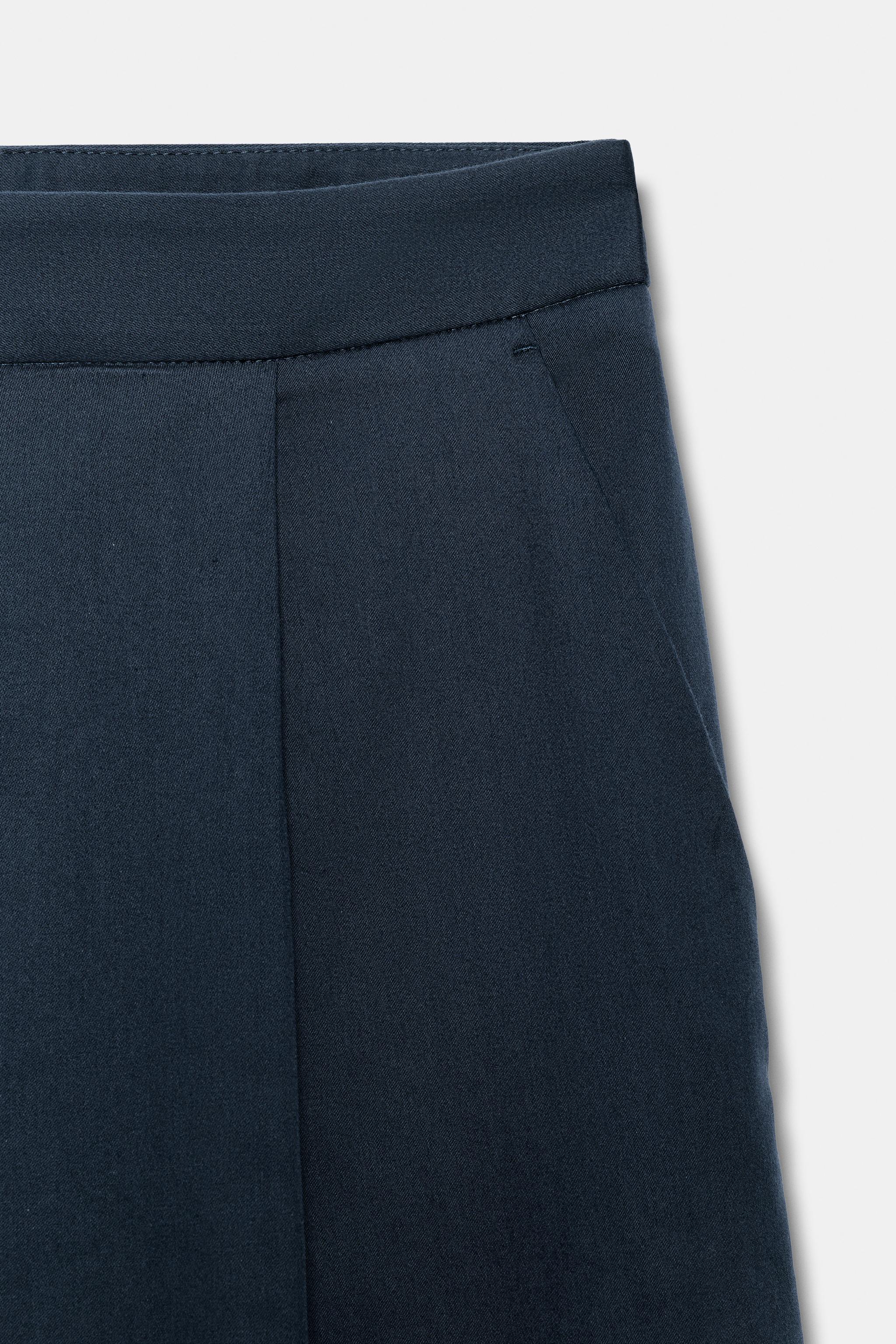ZW COLLECTION PLEATED BERMUDA SHORTS