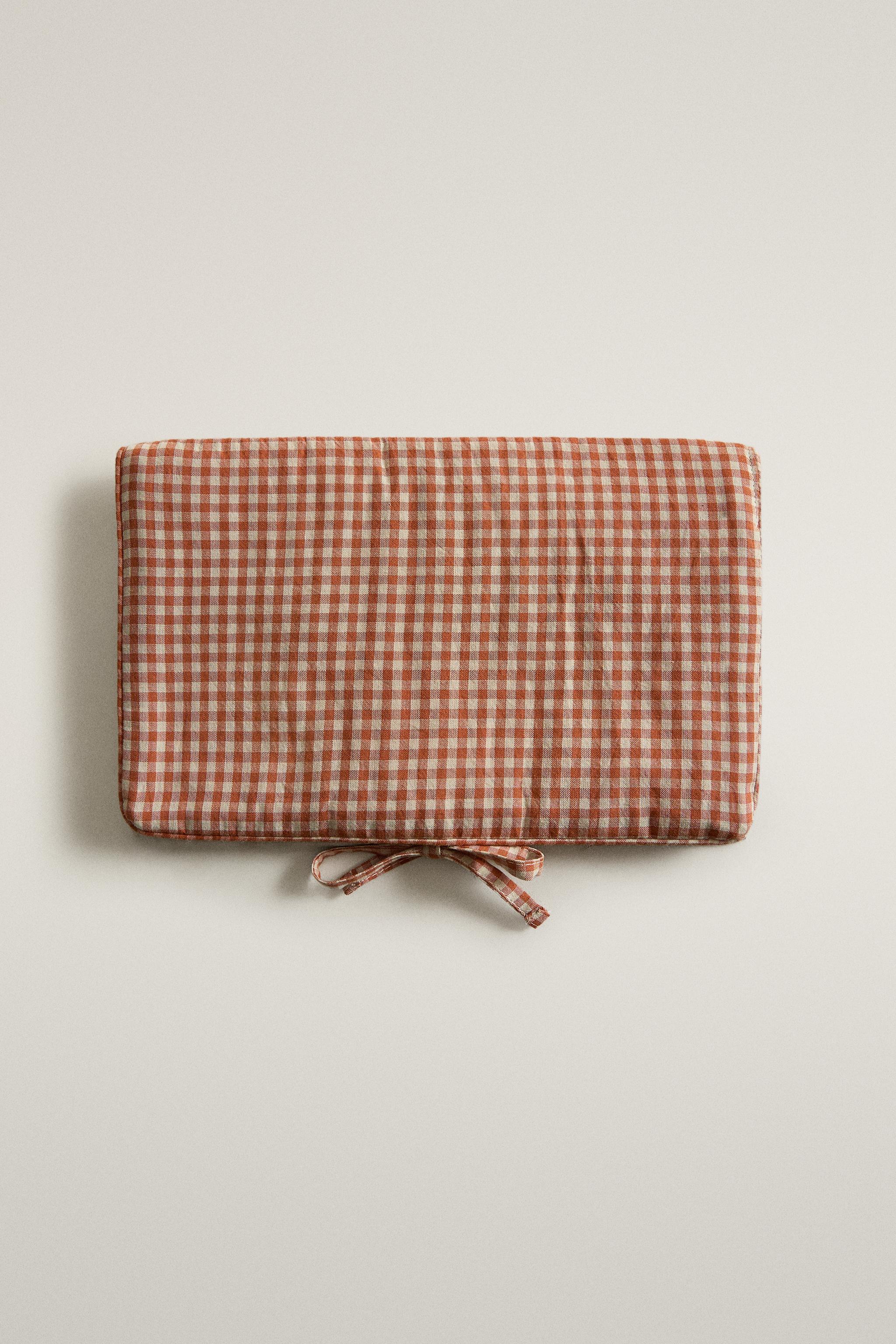 GINGHAM COTTON BABY WIPE HOLDER