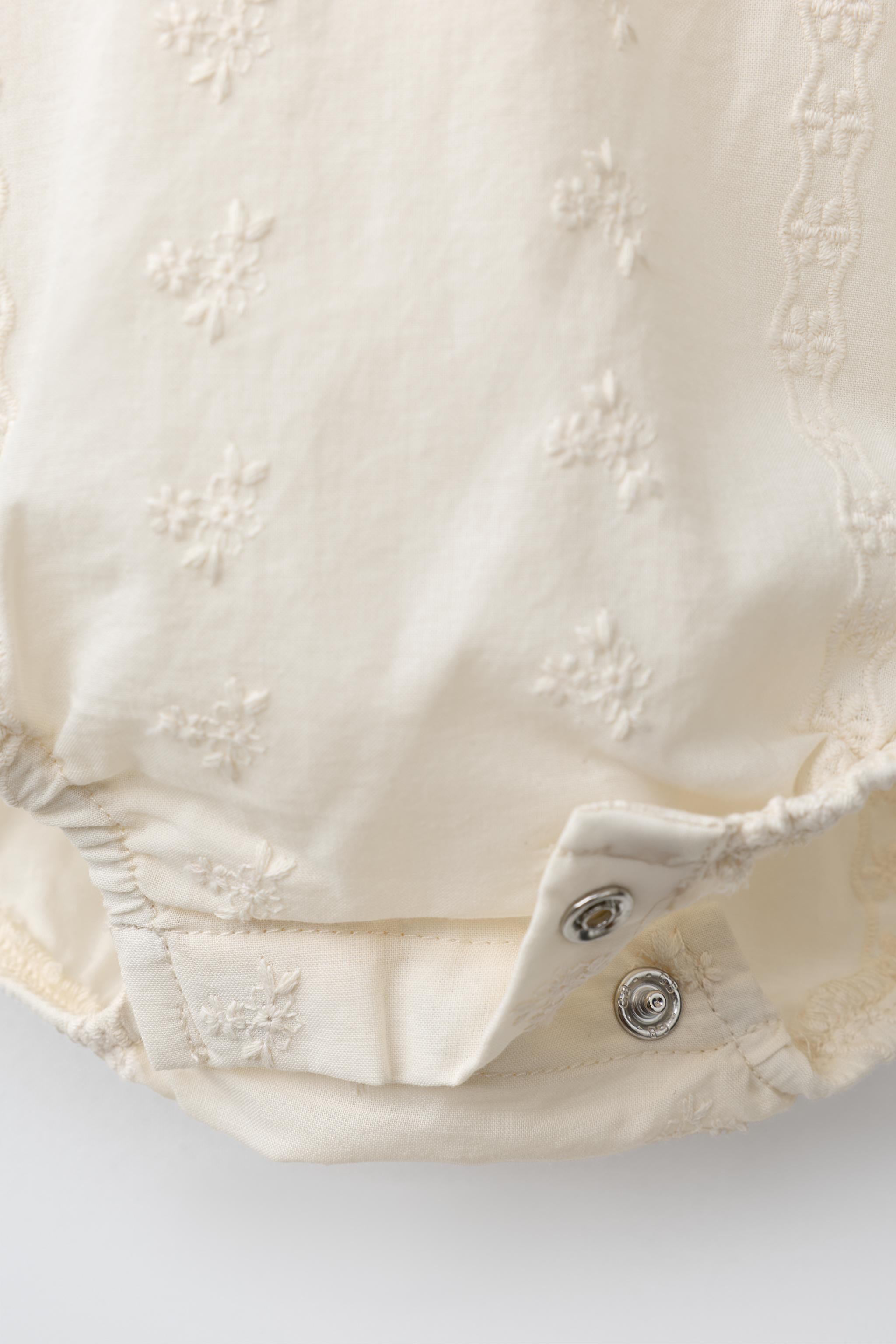 EMBROIDERED BODYSUIT