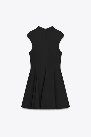 ROBE COURTE À VOLUME - Noir de Zara - Image 7