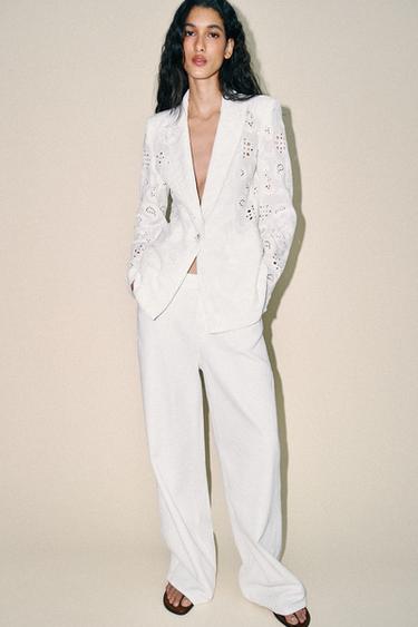 ПРИПИЕНО САКО СО ПОТПОЛНКИ И ВЕЗ - Бела од Zara