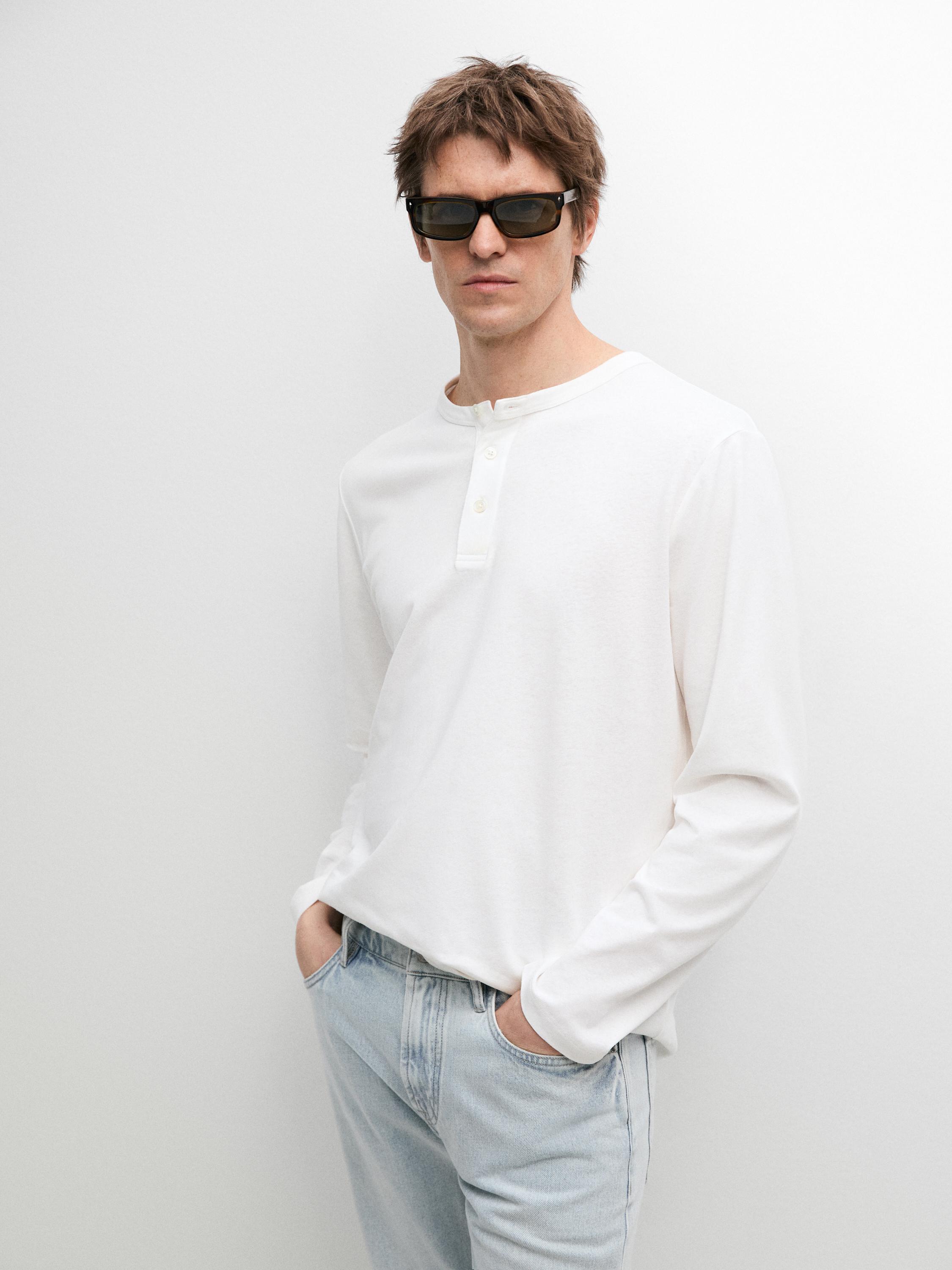 Long sleeve henley neck T-shirt