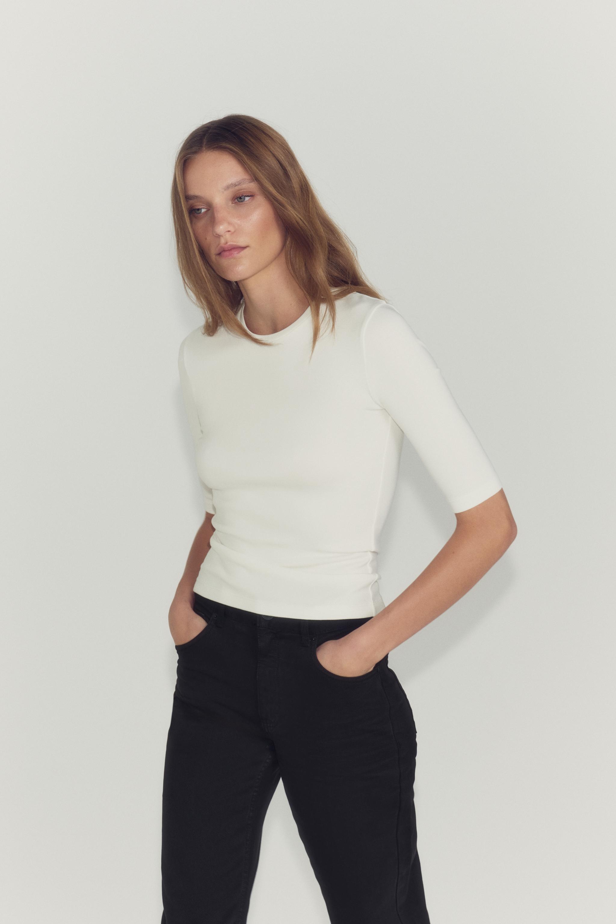 ELBOW-SLEEVE T-SHIRT