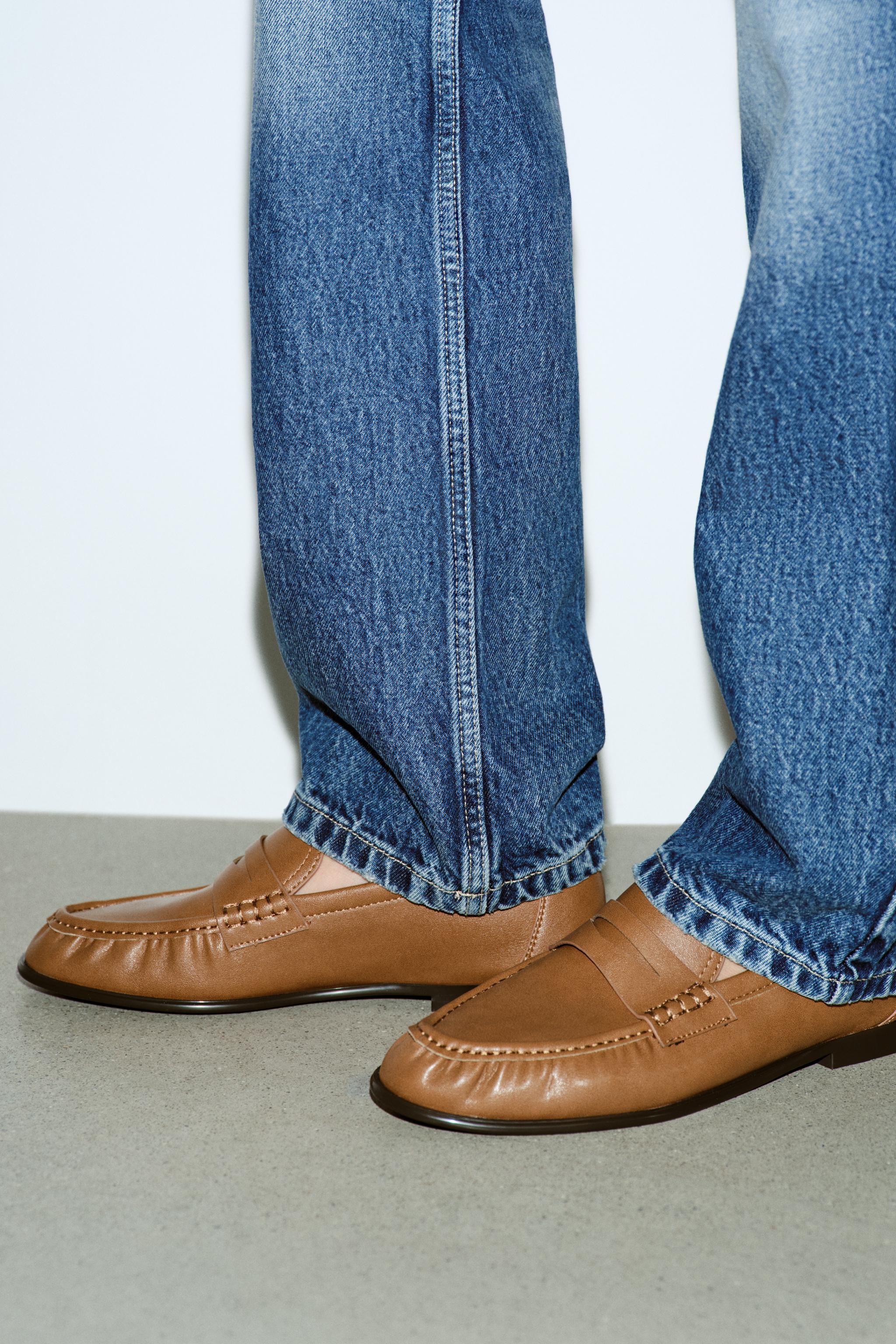 ギャザー入りソフトモカシン - ブラウン | ZARA Japan / 日本