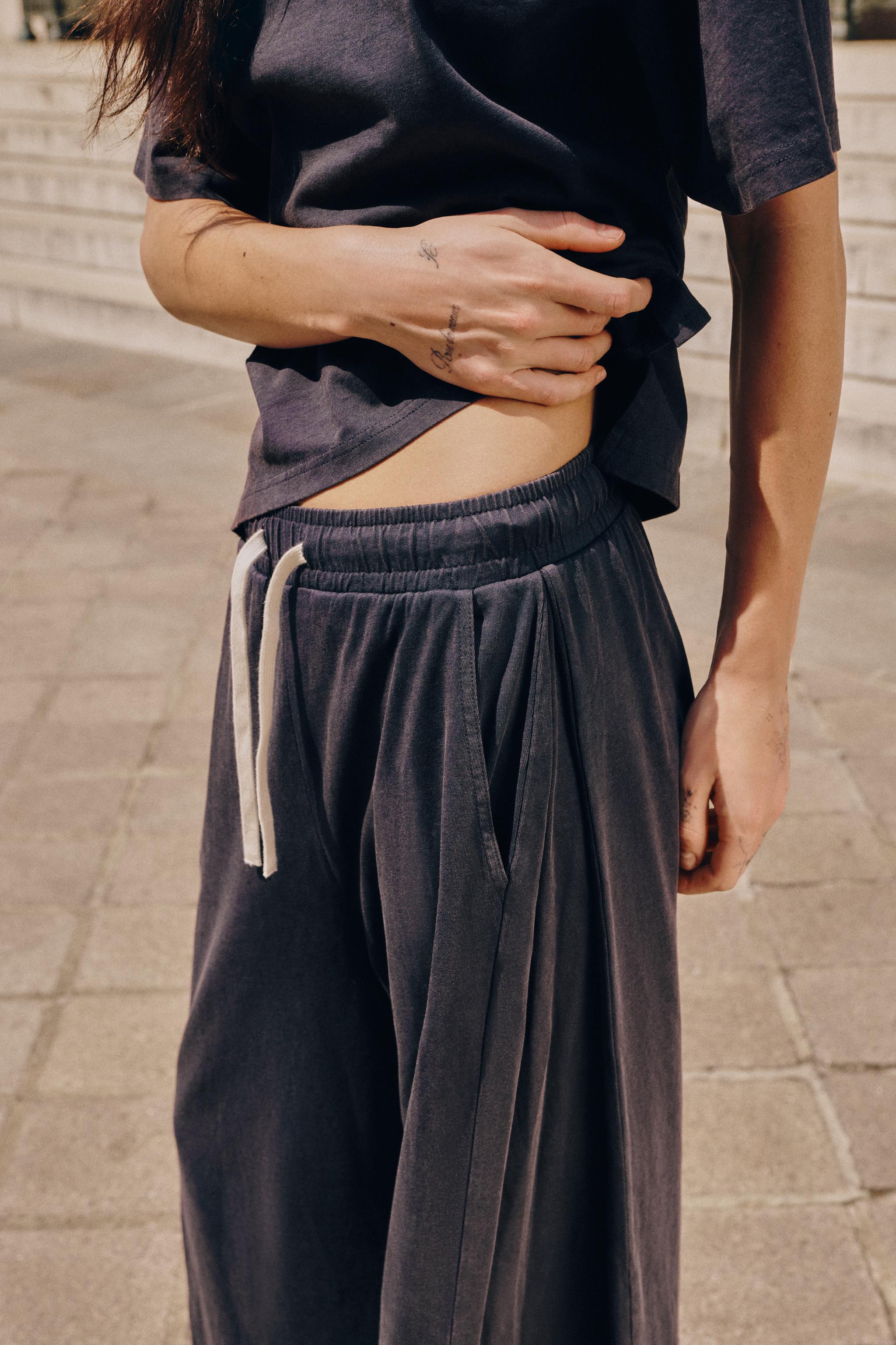 COTTON PLEATED PANTS