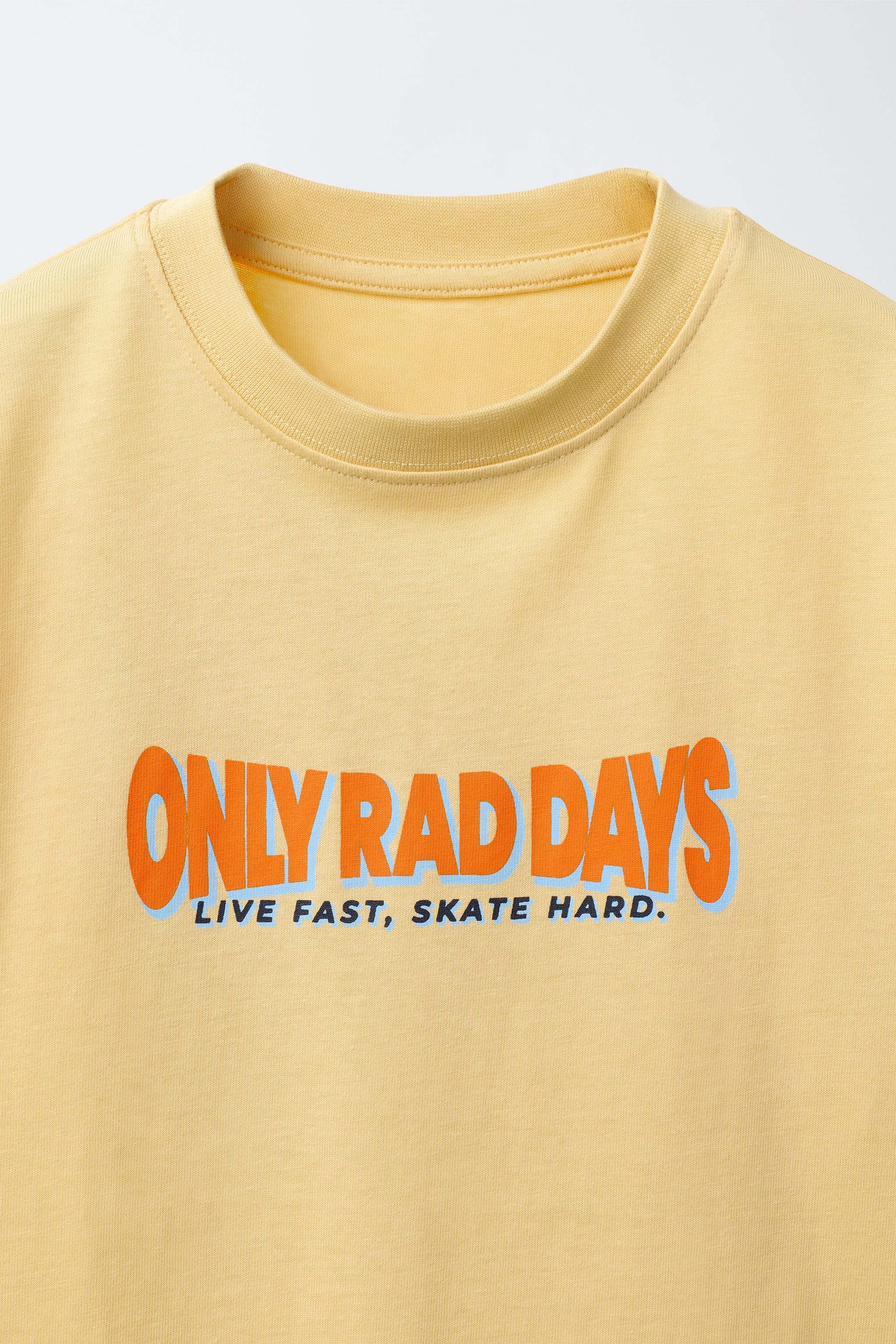 関税送料込み【DIME】Skate & Destroy T-Shirt (Yellow) 70mm Logo Unisex Garment-Dyed T-shirt – VHS Village