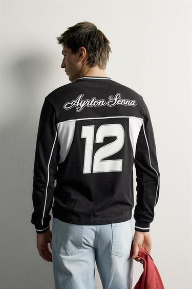 CAMISETA CONTRASTE ESTAMPADOS AYRTON SENNA © SENNA BRANDS - Negro de Zara
