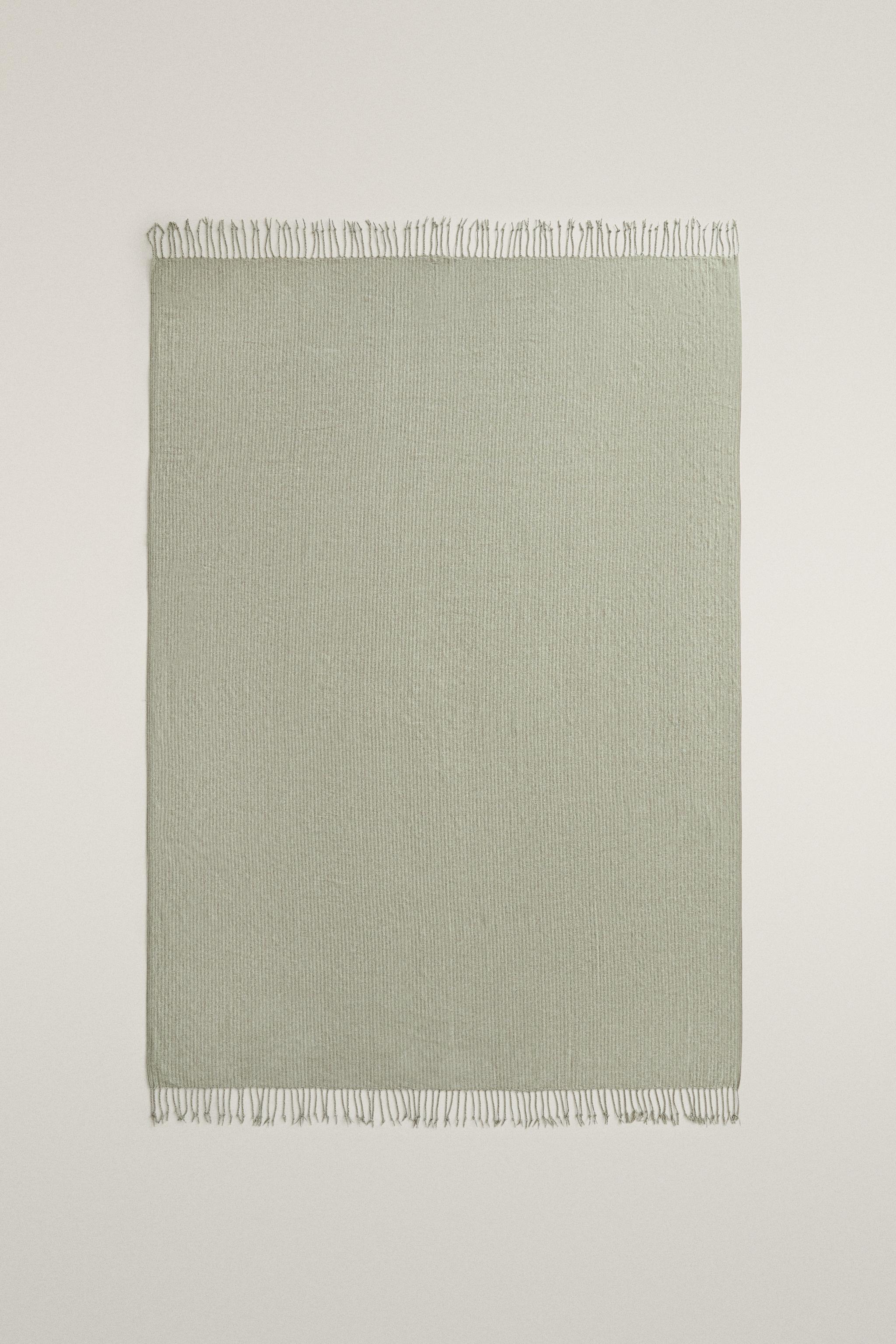 STRIPED CHENILLE BLANKET