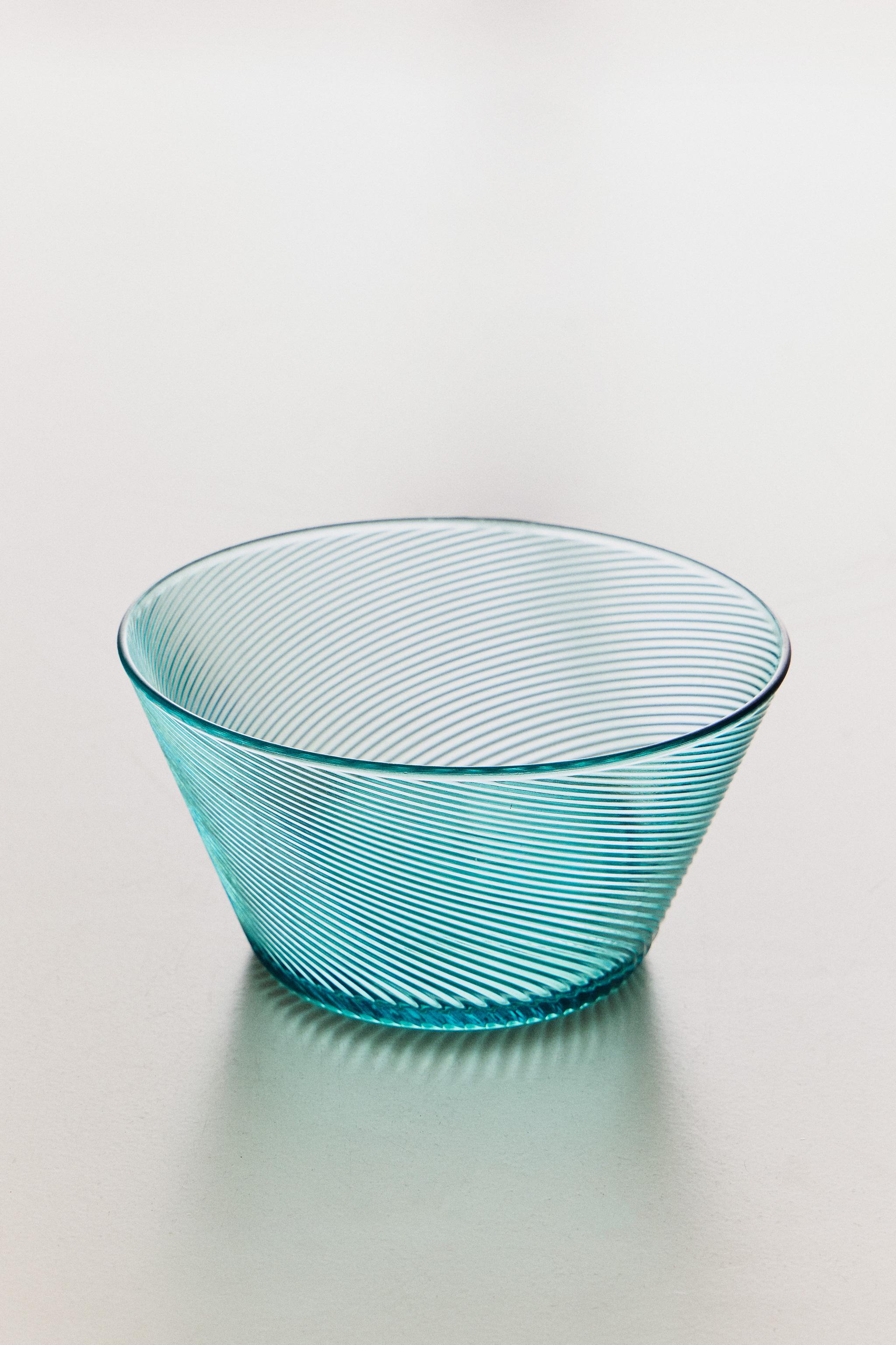 ACRYLIC BOWL WITH LINES — Turquoise