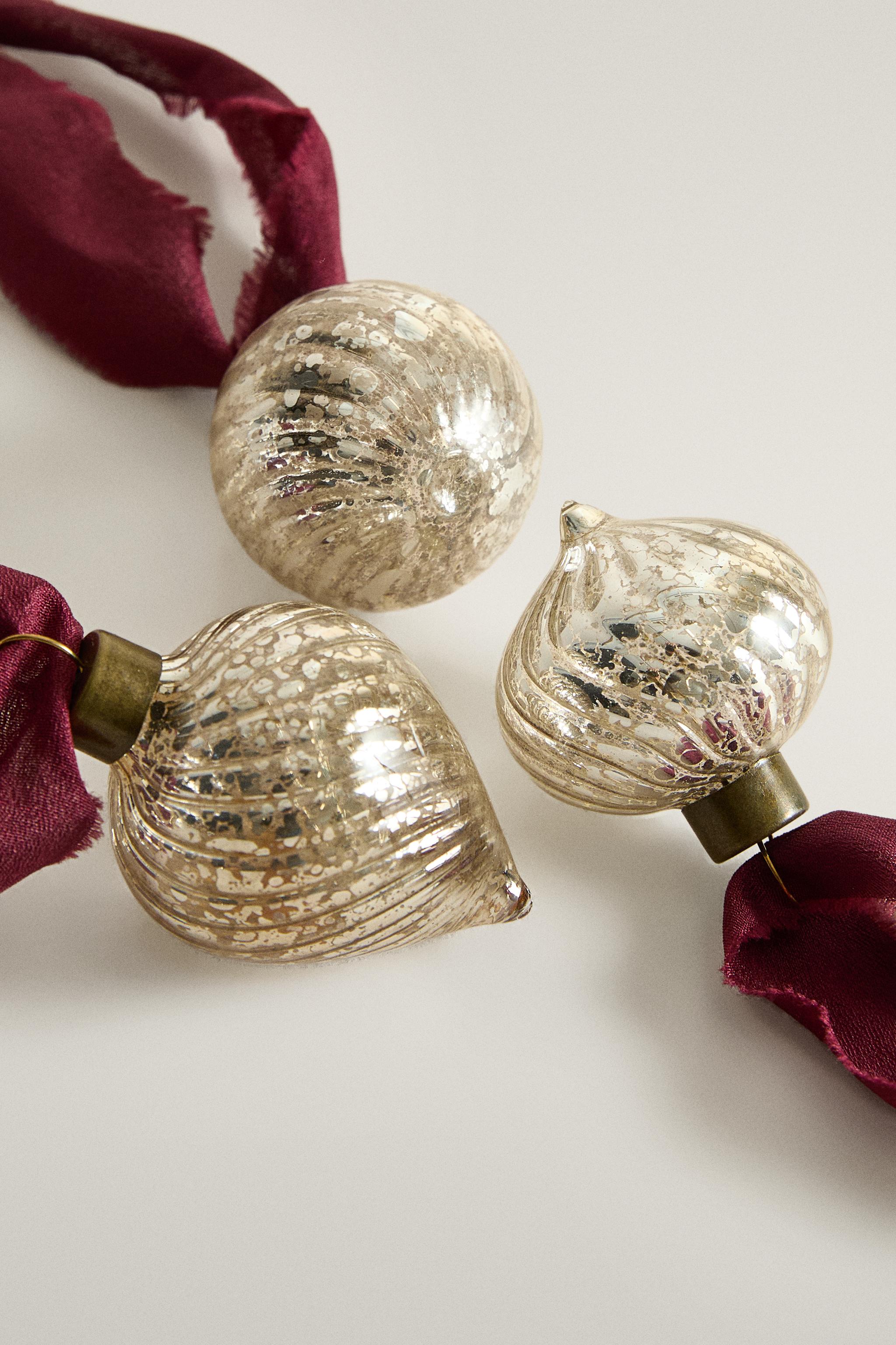 SPIRAL GLASS CHRISTMAS TREE ORNAMENTS (PACK OF 3)