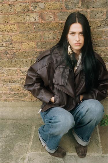 CAZADORA BIKER EFECTO PIEL - Marrón de Zara