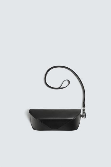 HOUSSE À LUNETTES EN CUIR - Noir de Zara