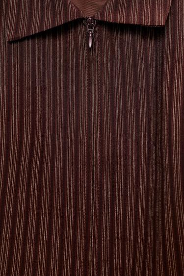 GILET SANS MANCHES À RAYURES AVEC FERMETURE ÉCLAIR - Marron / Écru de Zara - Image 6