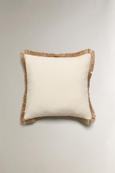FUNDA COJÍN FLECOS YUTE - Beige claro de Zara
