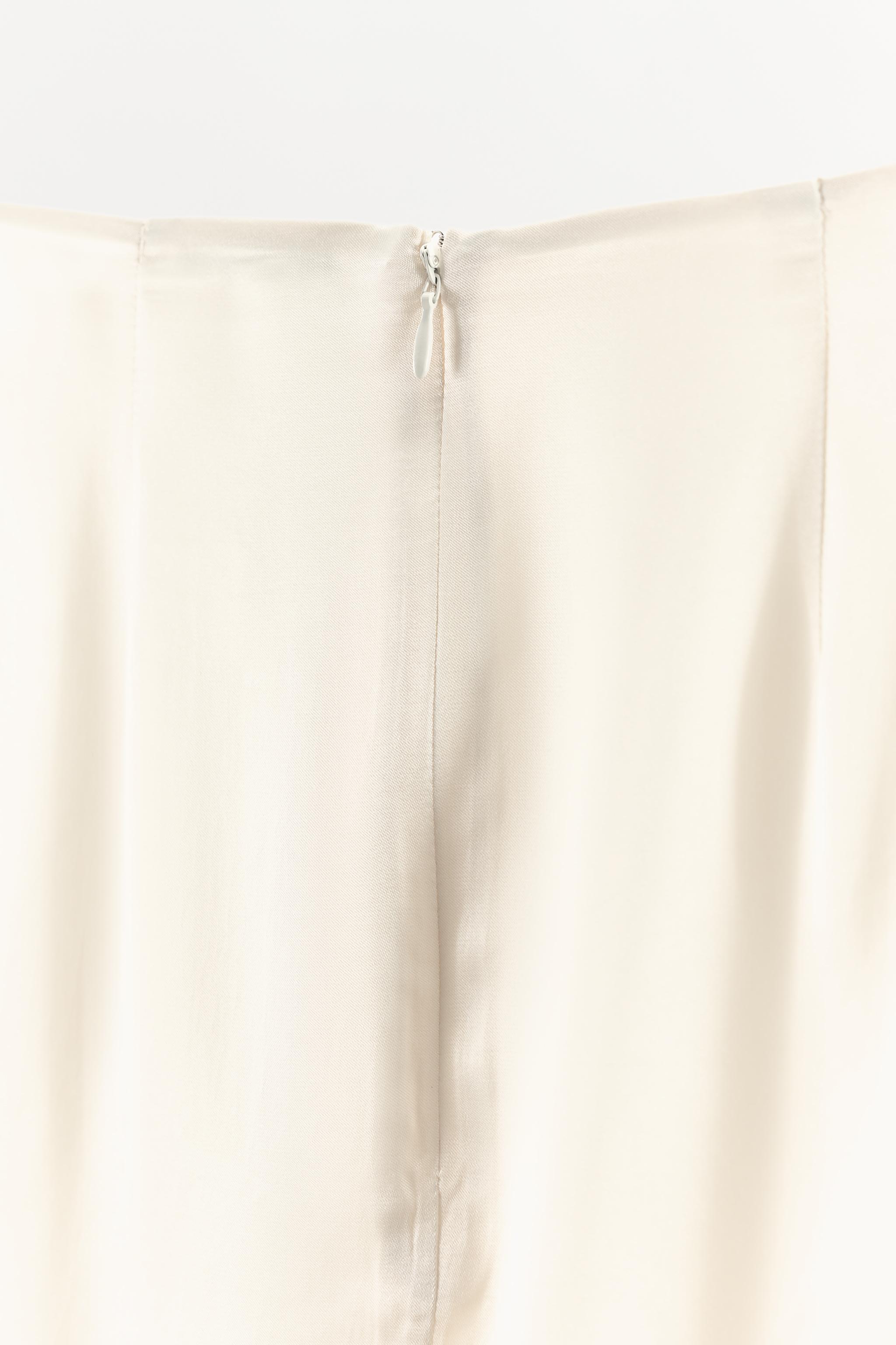 SATIN EFFECT LACE SKIRT