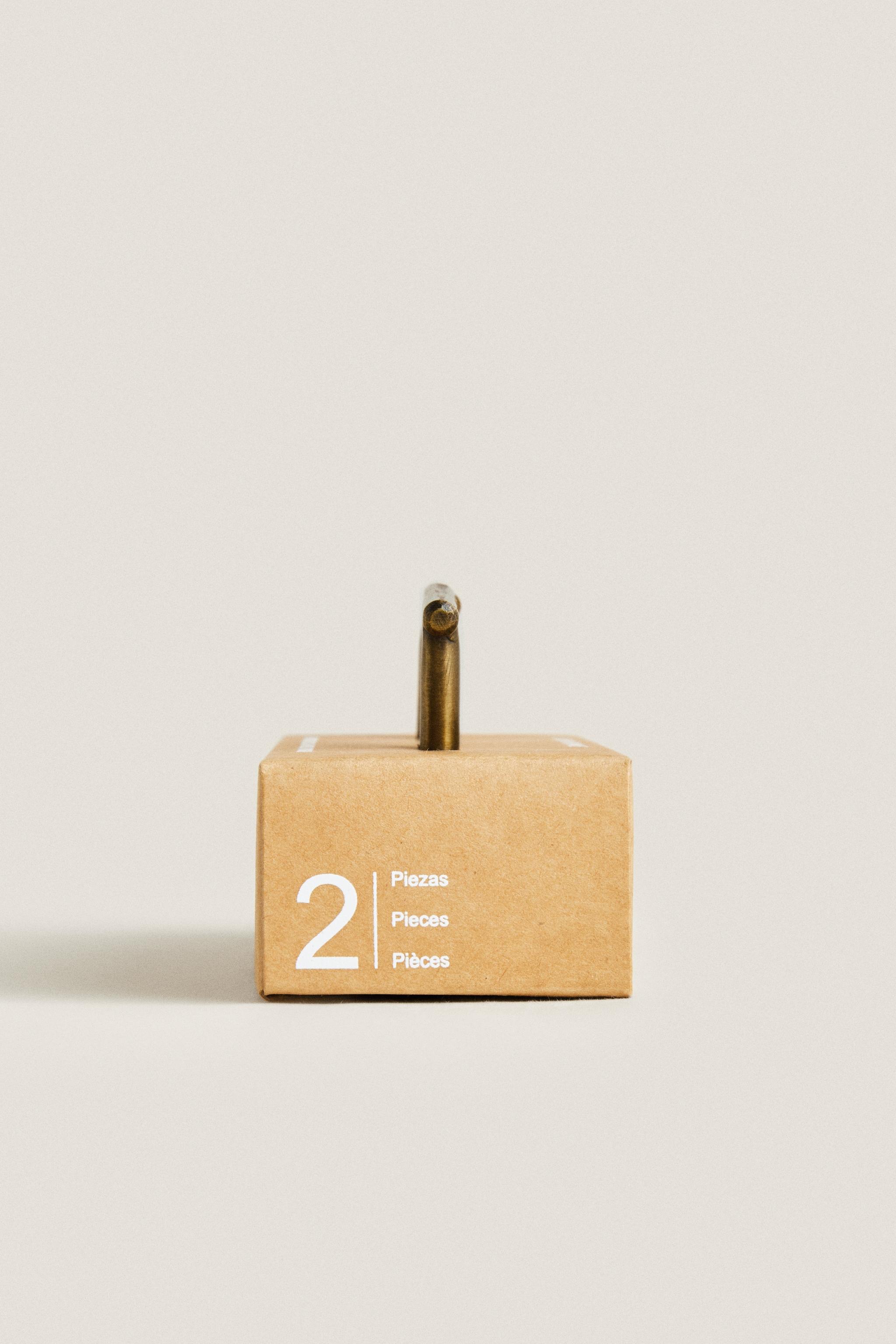 SET OF GOLD METALLIC KNOBS (SET OF 2