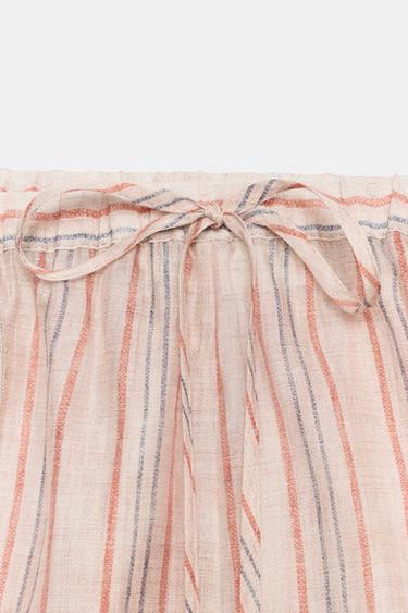 SHORT À RAYURES ET VOLANTS - rayures de Zara - Image 8