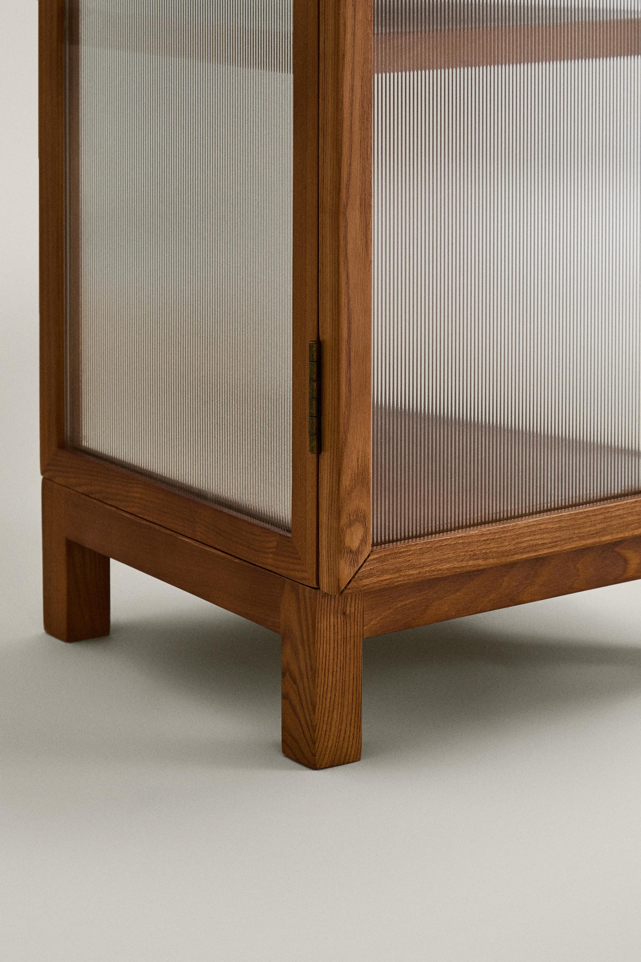 VITRINE BOIS DE FRÊNE PORTES VERRE