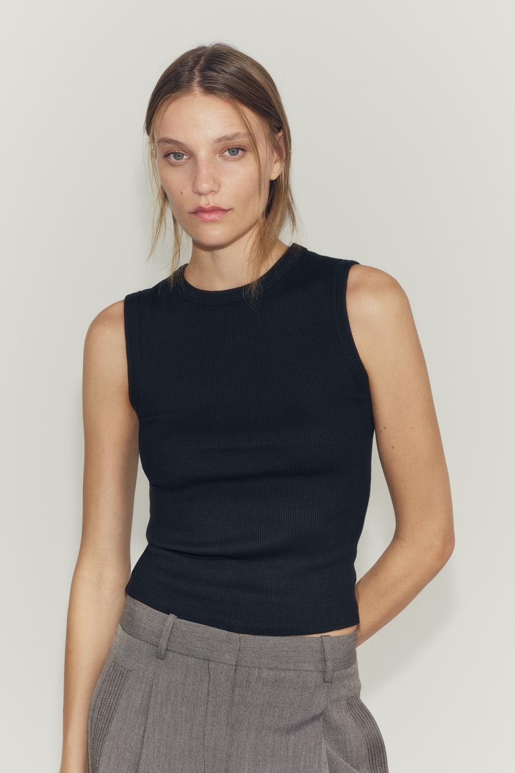 RIBBED SLEEVELESS TOP