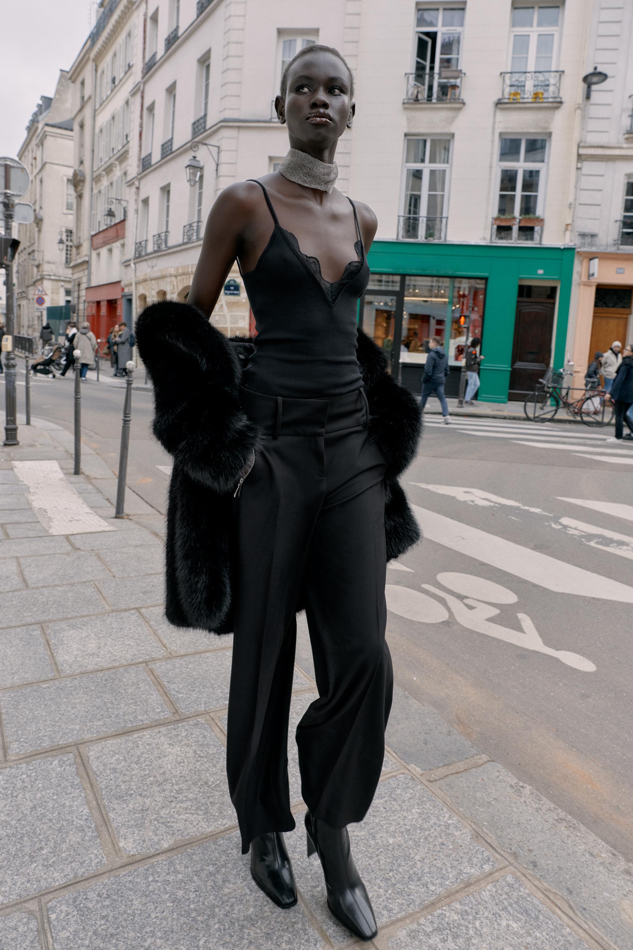 ARCHIVIO ブラックパンツ ジッパーポケット付き サイズ46 ジッパーポケットパンツ - ブラック | ZARA Japan / 日本