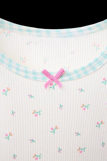6-14 JAHRE/ PYJAMA-SHIRT UND BERMUDA MIT VICHYKAROS UND BLÜMCHEN - Cremefarben von Zara