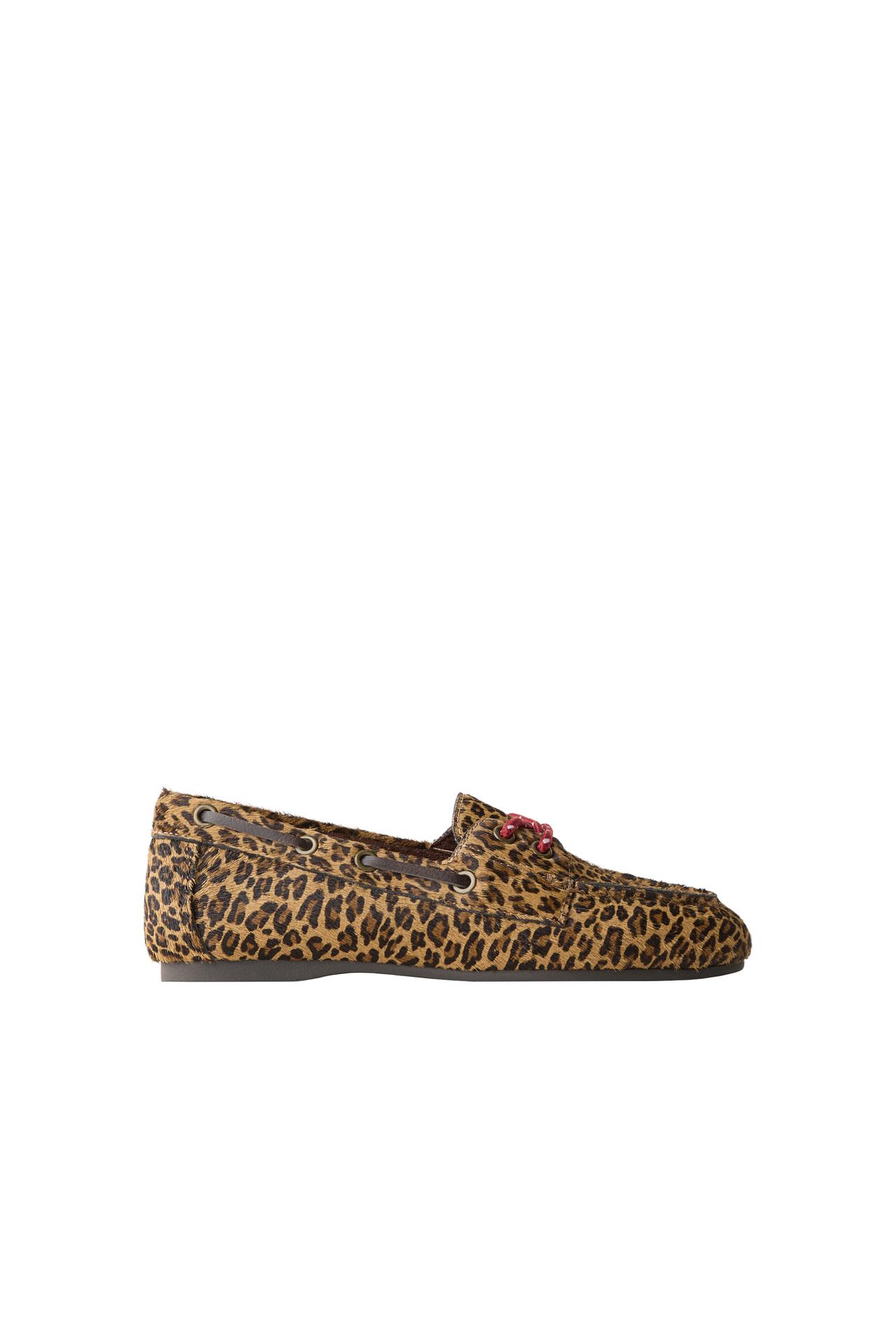 LEOPARD PRINT LEATHER LOAFERS