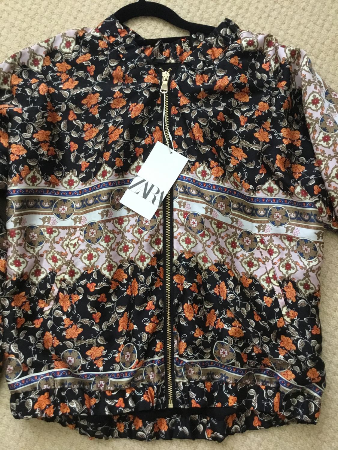 FLORAL PRINT BOMBER JACKET - Image 2