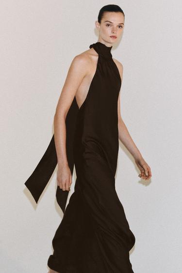 SATINIERTES NECKHOLDERKLEID ZW COLLECTION - Braun von Zara