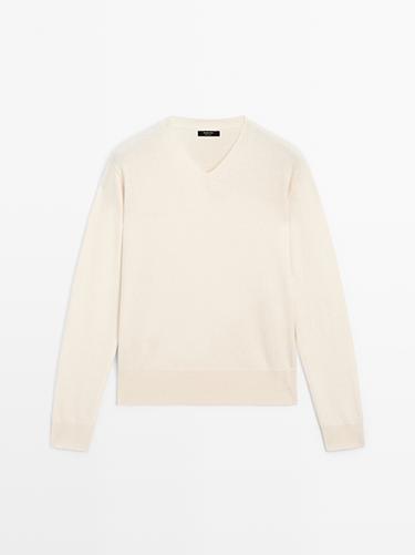 Jersey punto cuello pico mezcla lana - 318 de Zara