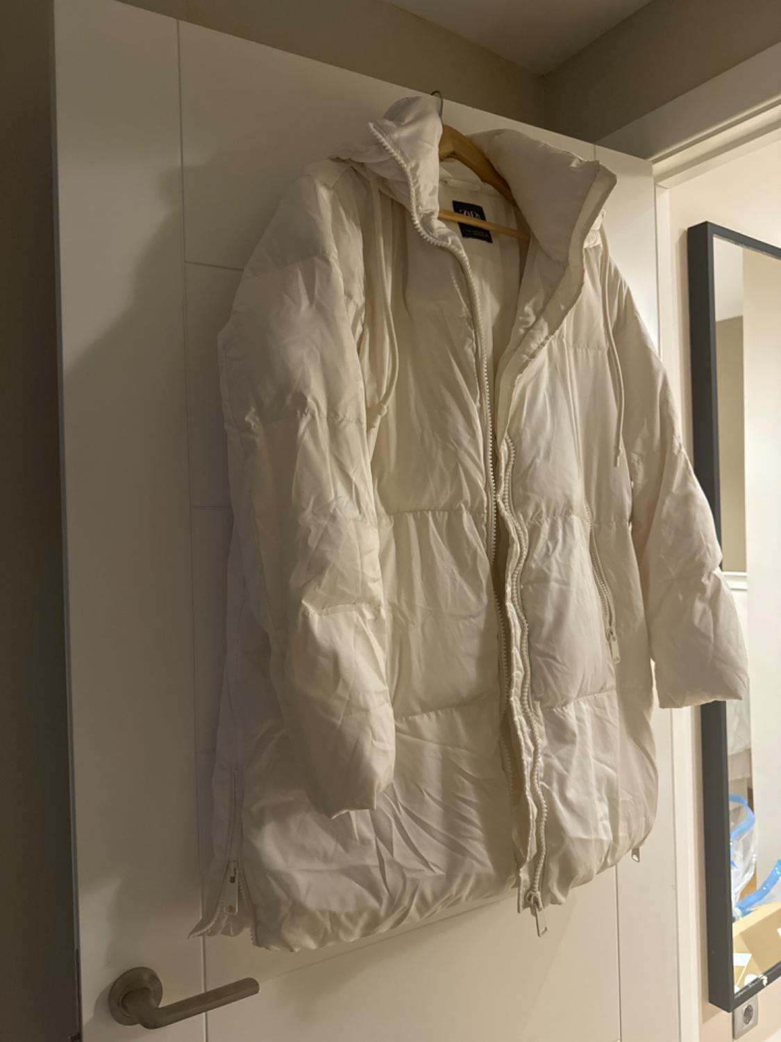 WATER-REPELLENT PUFFER COAT