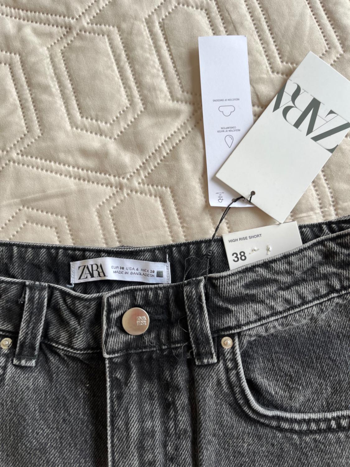 HIGH-RISE DENIM SHORTS - Image 3