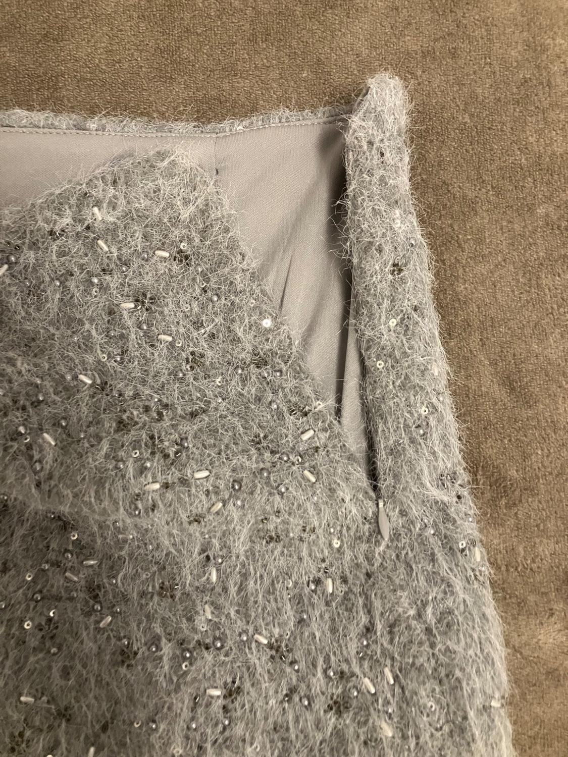 MINI FAUX FUR BEADED SHORTS - Image 6