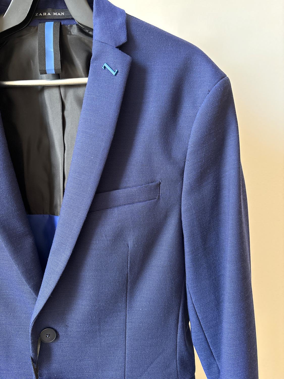 EASY CARE WRINKLERESISTANT BLAZER - Image 3