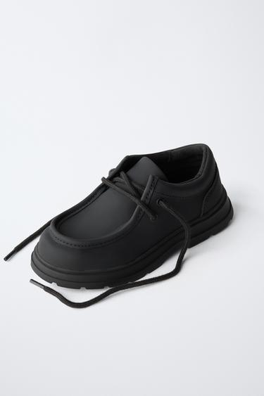 CHAUSSURES À BORD LARGE AVEC LISERÉ - Noir de Zara - Image 2