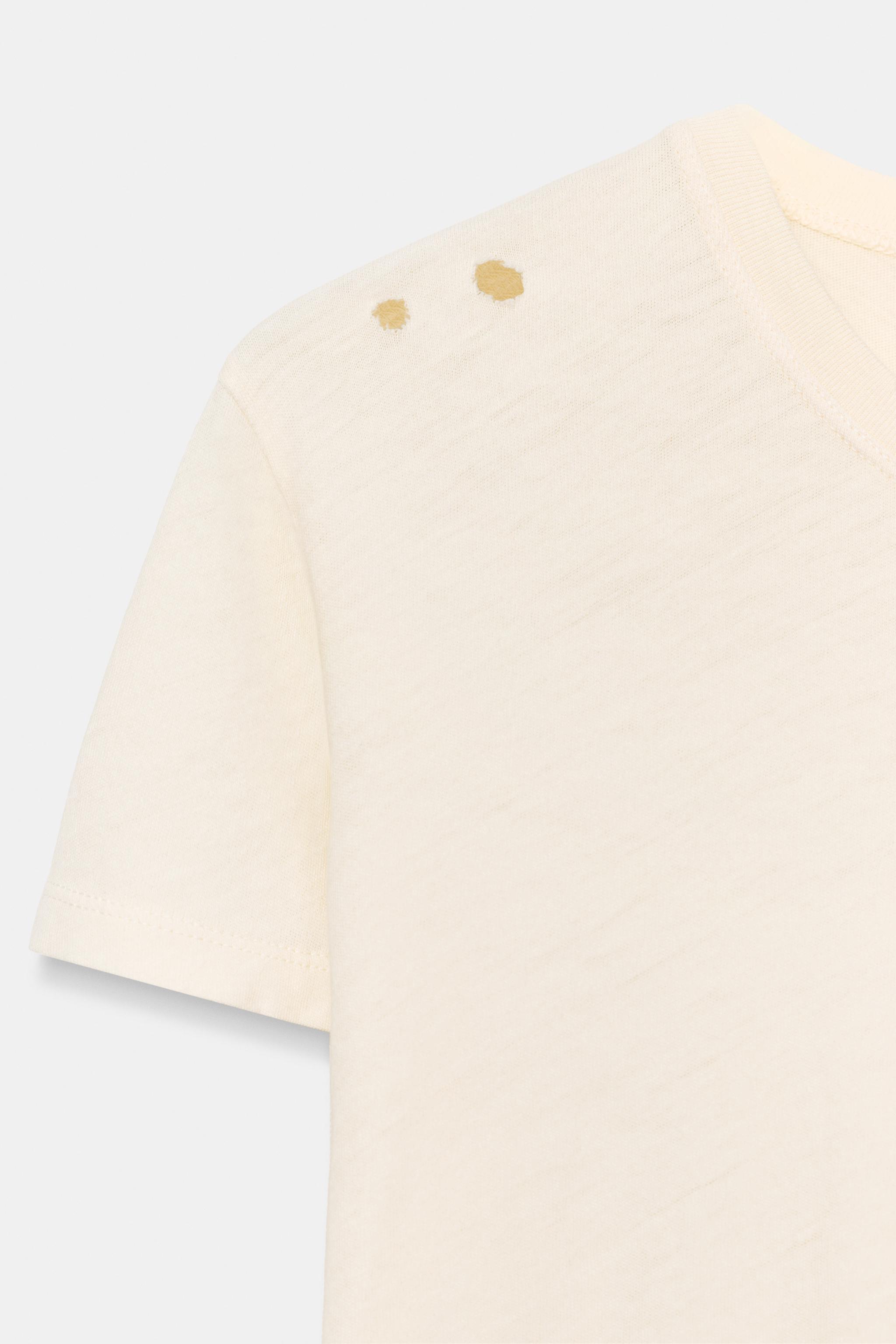 RIPPED SHORT SLEEVE T-SHIRT