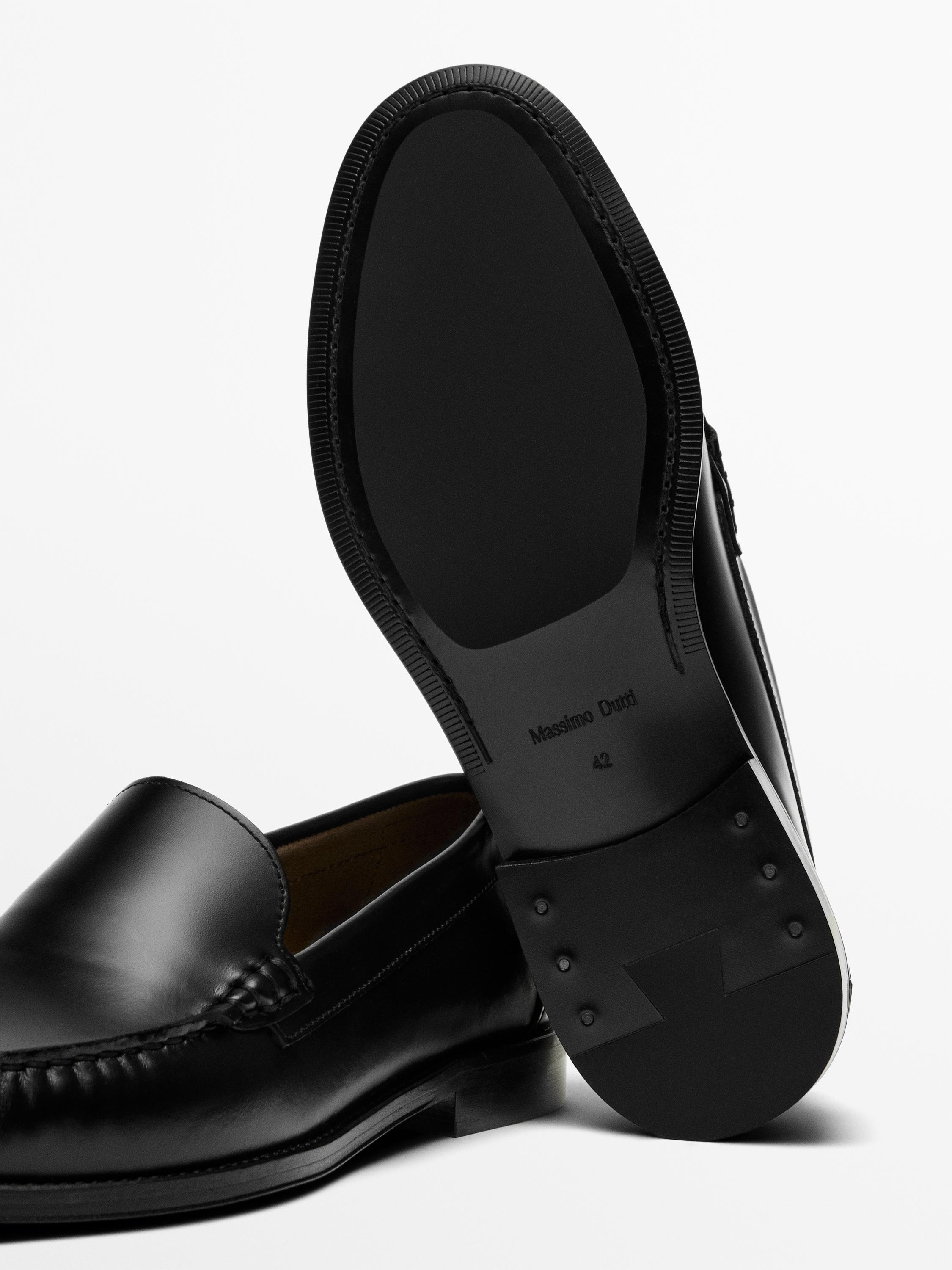 Leather loafers with glossy finish