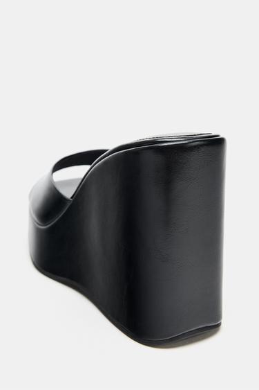 SANDALES À TALONS COMPENSÉS - Noir de Zara - Image 4